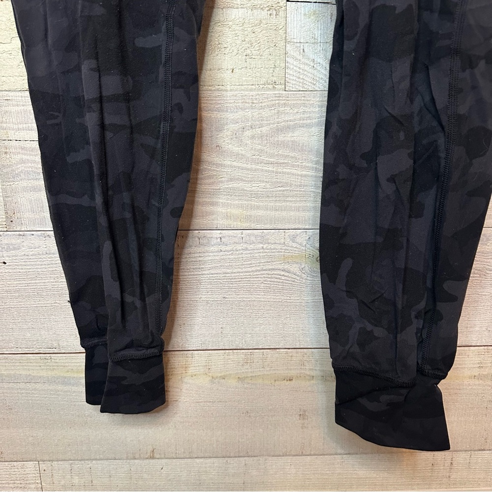 Lululemon Align Jogger 28" Incognito Camo Multi Grey
size 8 - Picture 7 of 13